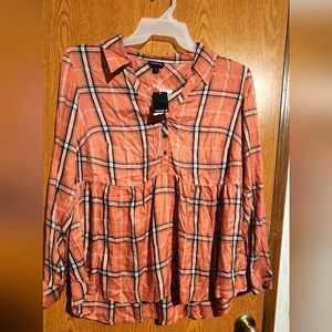 NWT.....Torrid 0X long sleeve blouse.  Brand new, never worn